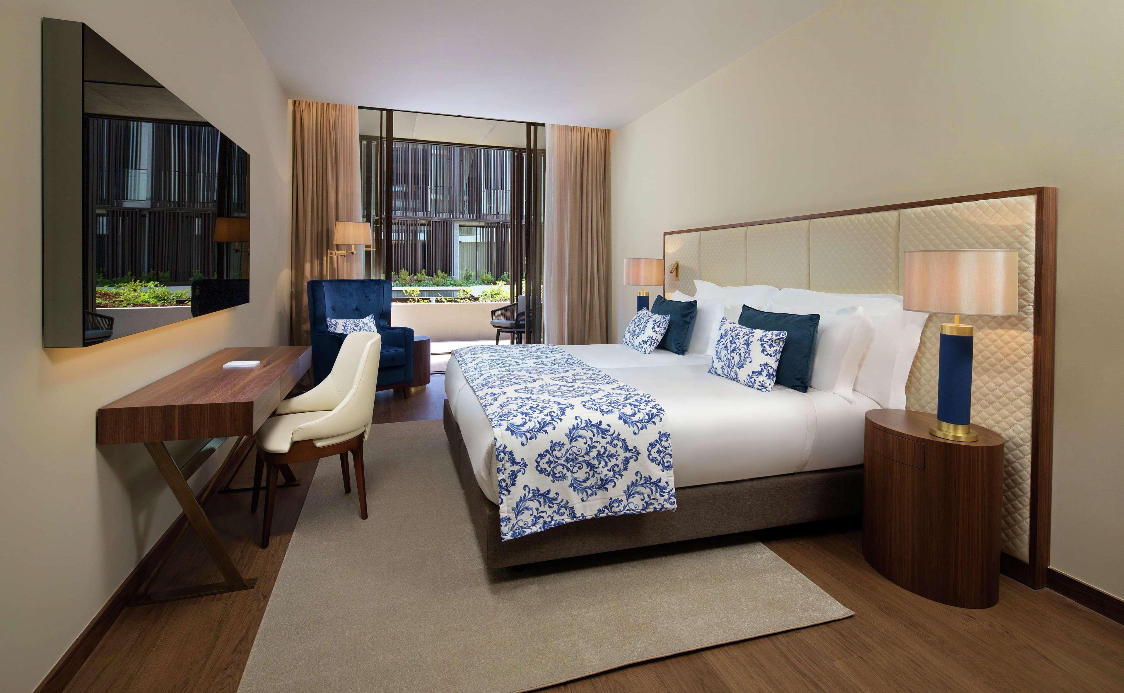 Curio Collection By Hilton Boeira Garden Hotel Porto Portug Вила-Нова-ди-Гая Экстерьер фото