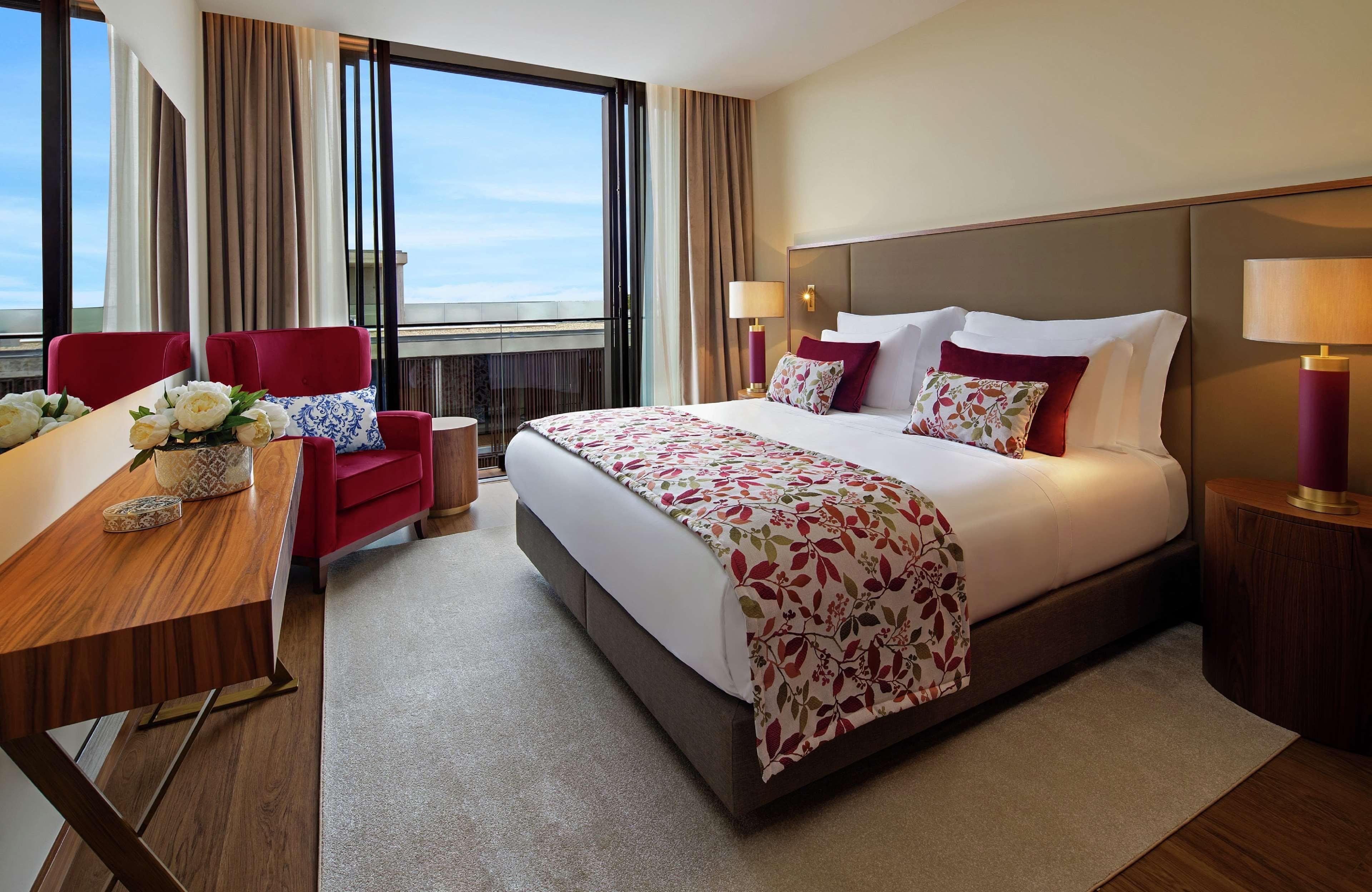 Curio Collection By Hilton Boeira Garden Hotel Porto Portug Вила-Нова-ди-Гая Экстерьер фото